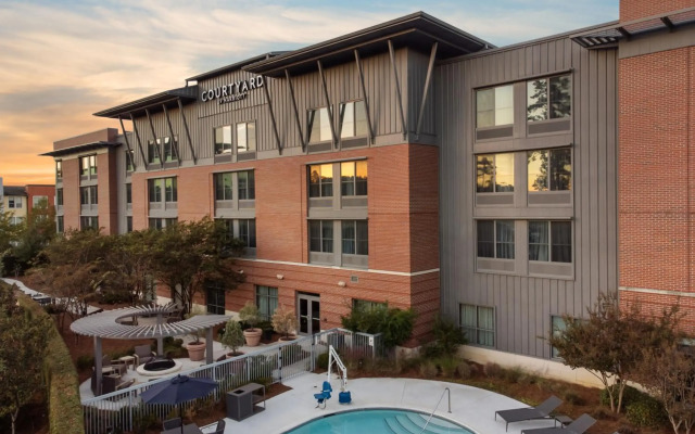Courtyard by Marriott Charleston Summerville