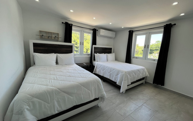 Oceanview Rooftop Escape & Pool