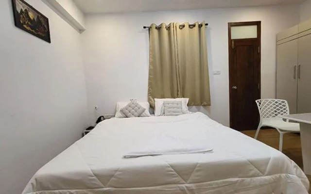 Fabhotel Sri Vari Studio Apartment