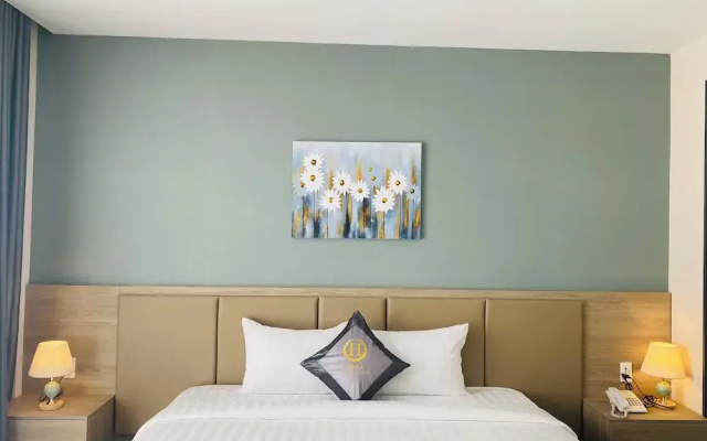 Hera Luxury Hotel