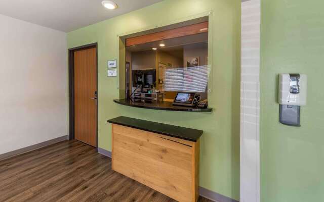Extended Stay America Select Suites - Oklahoma City - Southeast