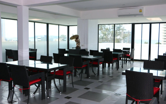 The Regizt Hotel Pattaya