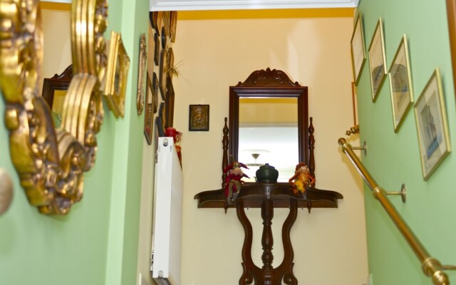 Xagnando Holiday Home