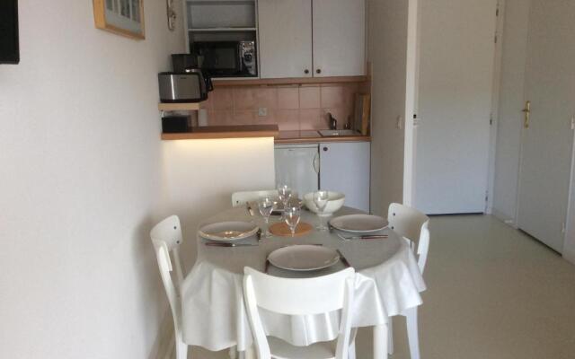 2 pièces 150 de la Mer, Calme,ensoleillé avec Parking