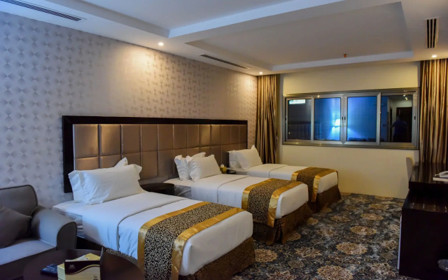 Lotus Hotel