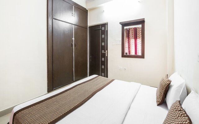 OYO 15929 Comfort Residency