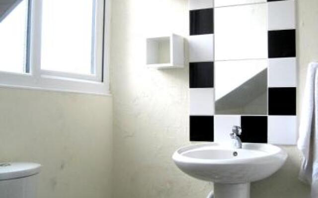 Midtown Hostel