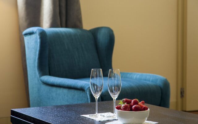 ALTIDO Elegant 1-bed flat, moments from the Cais do Sodré train station