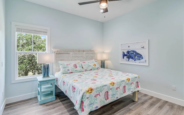 Fishtastic Sp103 4 Bedroom Home by RedAwning
