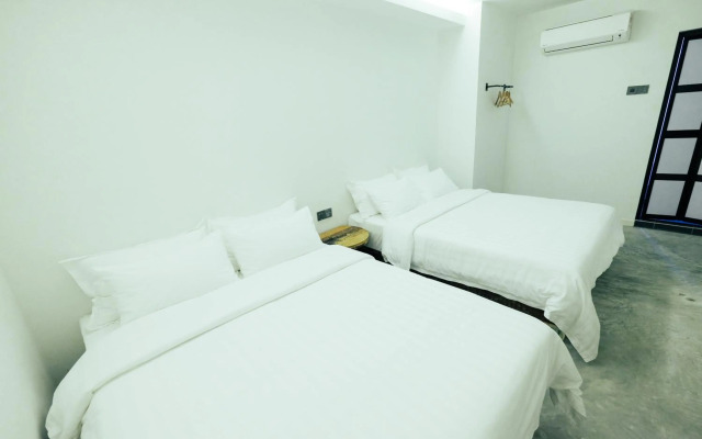 White Loft Hotel