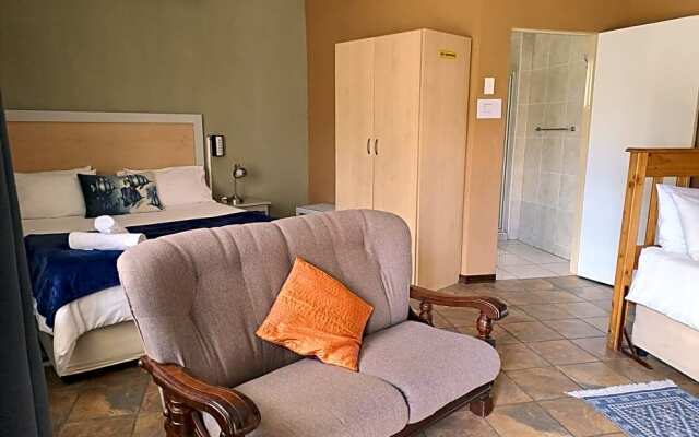 Amigos Bed & Breakfast