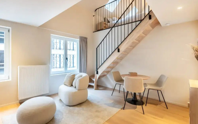 Chic Duplex Studio With High-quality Finishes in Ghent Center