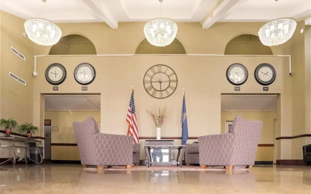 Economy Hotel Plus Wichita