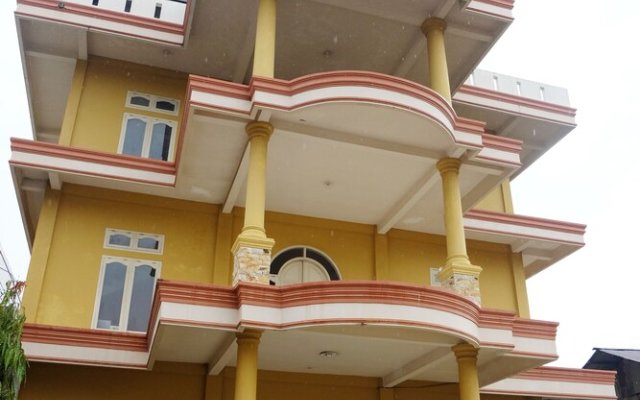 "Assyifa Hotel By Oyo Rooms"