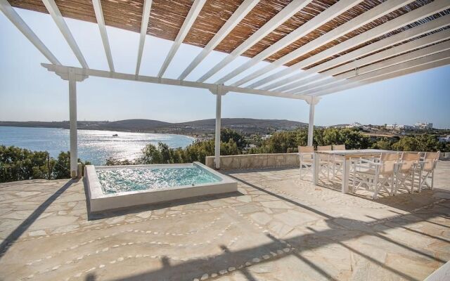 Krios Luxury Suites