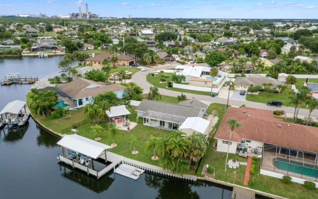 Apollo Beach House