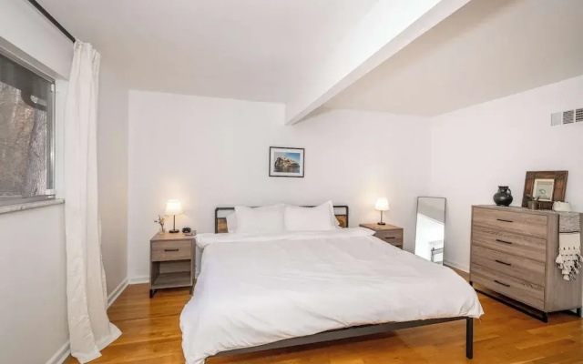 Top Notch City Escape w King Bed