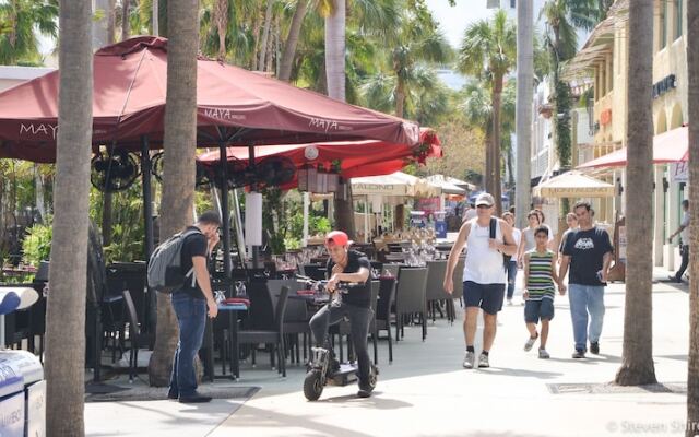 Dolce Suites South Beach