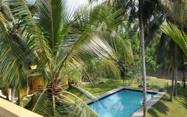Muthumuni Ayurveda River Resort