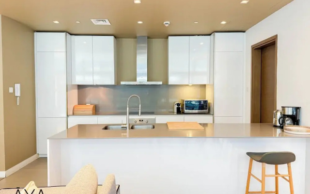Aya - Sophisticated 1BR Apartment in CityWalk with Views