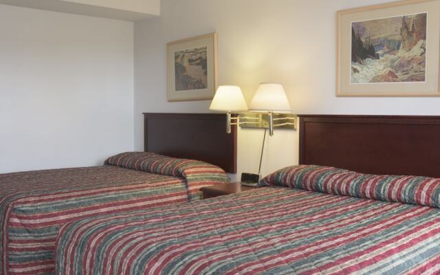 Sun Dek Motel