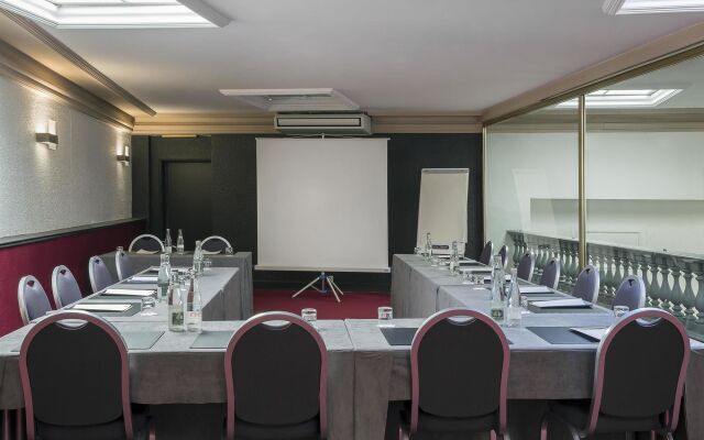 Hôtel Littéraire Alexandre Vialatte,BW Signature Collection