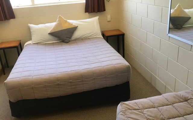 Earnslaw Lodge – Guest Rooms – Queenstown