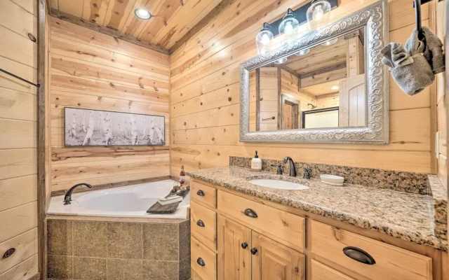 Expansive Broken Bow Cabin w/ Hot Tub & Playset!
