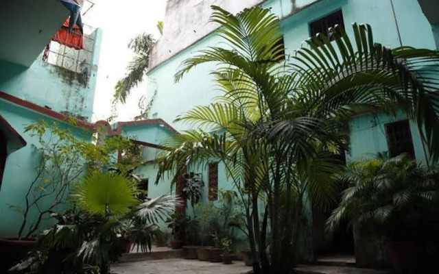Om Home Guest House