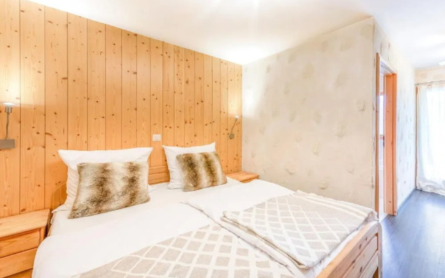 Exceptional Chalet With Outdoor Bubble Bath