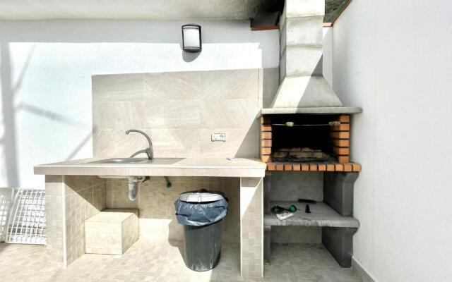 Two-Bedroom House 5, FreeWifi, AC, BBQ, Mountain View