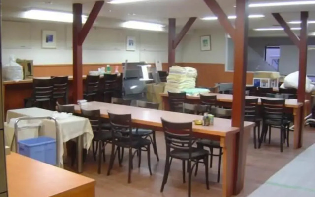 Takasaki Ekimae Plaza Hotel
