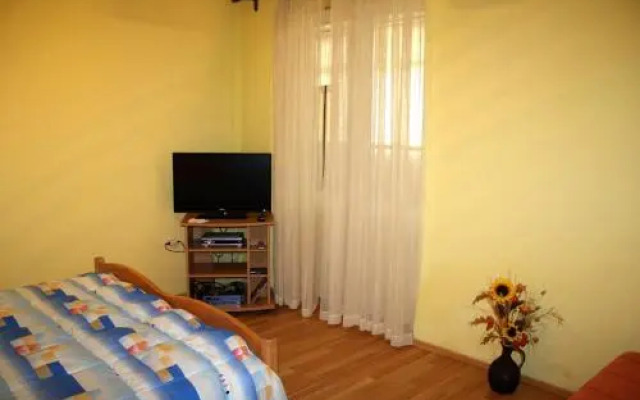 Apartments Miše