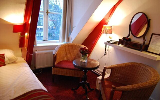 Amsterdam House Hotel