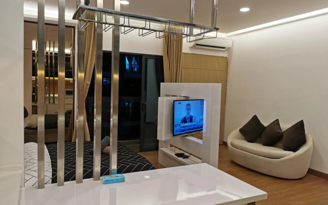 Apple 5 @ Menara Simfoni/Symphony Tower Free Wifi/Parking/TV Box/Nexflix – Guest Rooms – Kajang
