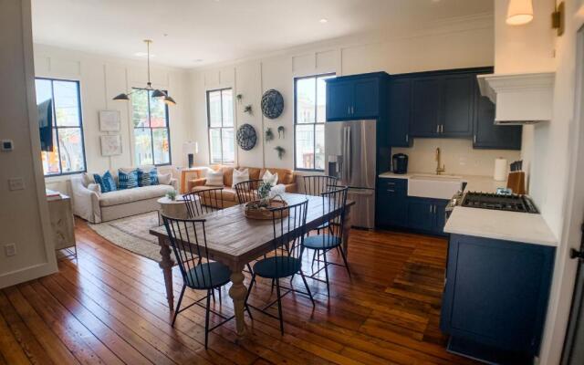 Guesthouse Charleston EAST 46 G and H