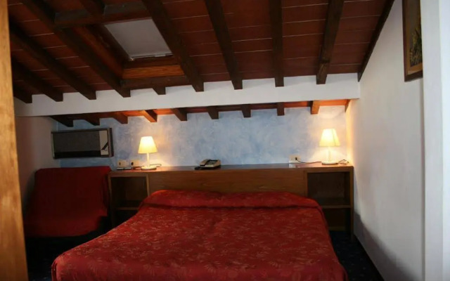 Hotel Dino