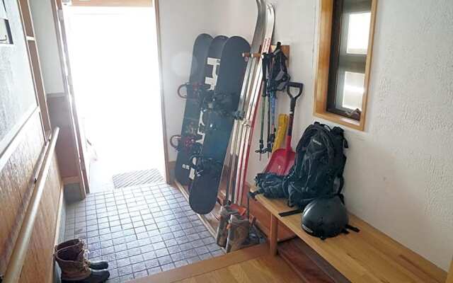 Shirokuma Lodge Hakuba