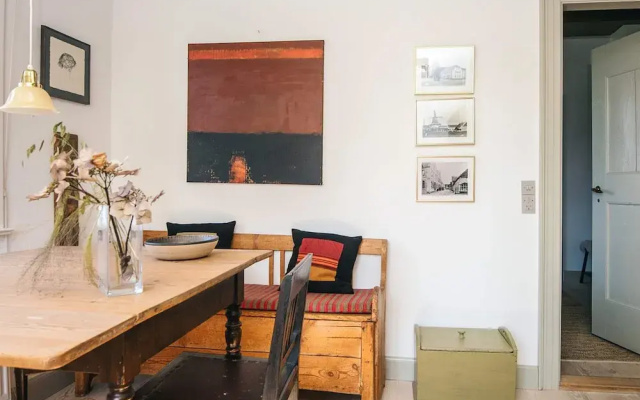 6 Person Holiday Home in Hojer