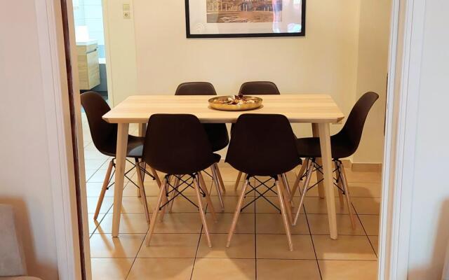 Big Apartment in Acropolis Museum