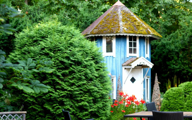 Theater and Beach Apartment