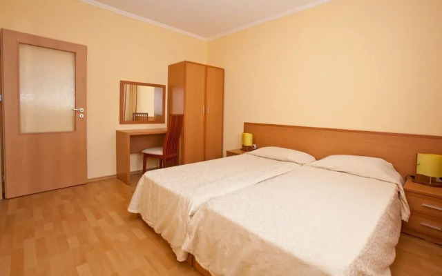 Central Plaza Studio