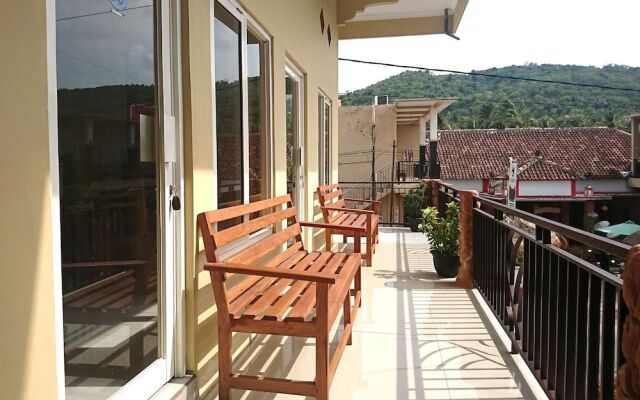 OYO 2442 Windrisari Homestay
