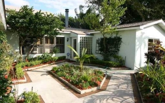 Poinsettia Palace