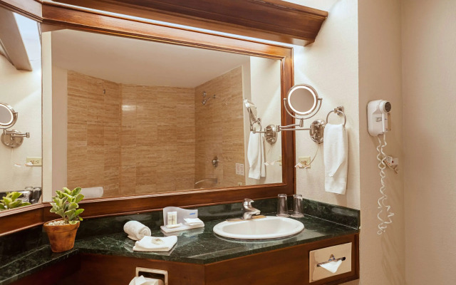 Wyndham San Jose Herradura Hotel & Convention Center