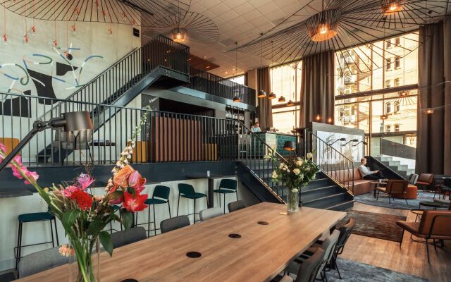 Holiday Inn - the niu, Fender Amsterdam by IHG