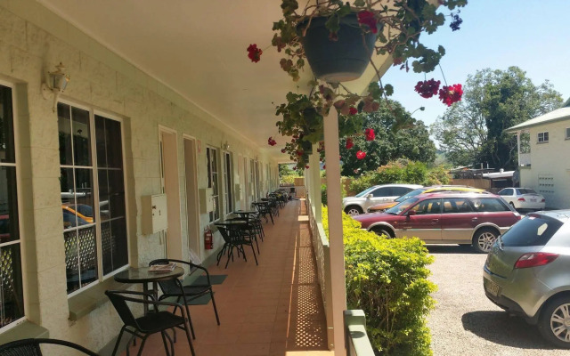 Yungaburra Park Motel
