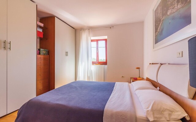 Nice Home in Pula With Wifi and 4 Bedrooms
