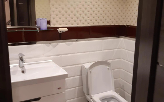 Квартира студія подобово 3