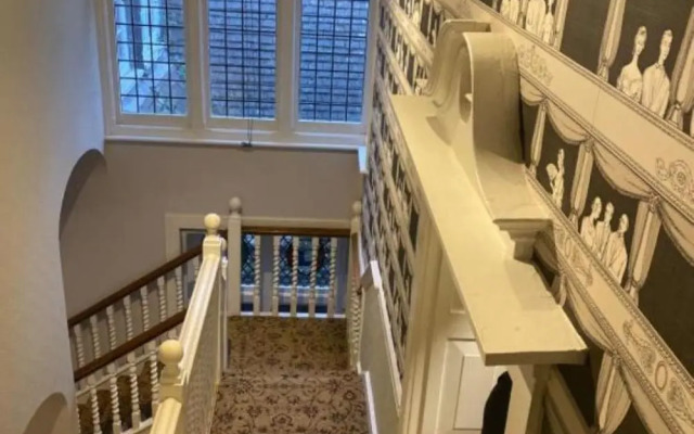 Langtry Manor Hotel